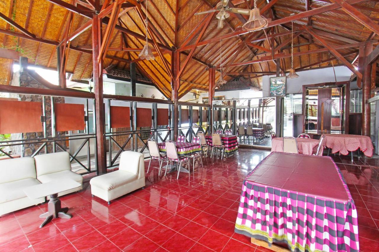 Oyo 91516 Wisata Hotel Матарам Экстерьер фото